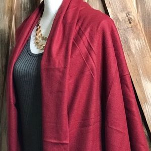 Beautiful 4% cashmere scarf